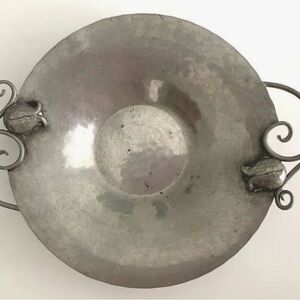 Vintage Nekrassoff Pewter Trinket Bowl: MCM Art Deco
Floral Dish